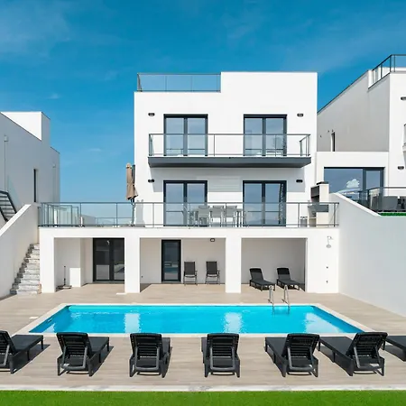 Lotus Peralta With Sea View And Private Pool